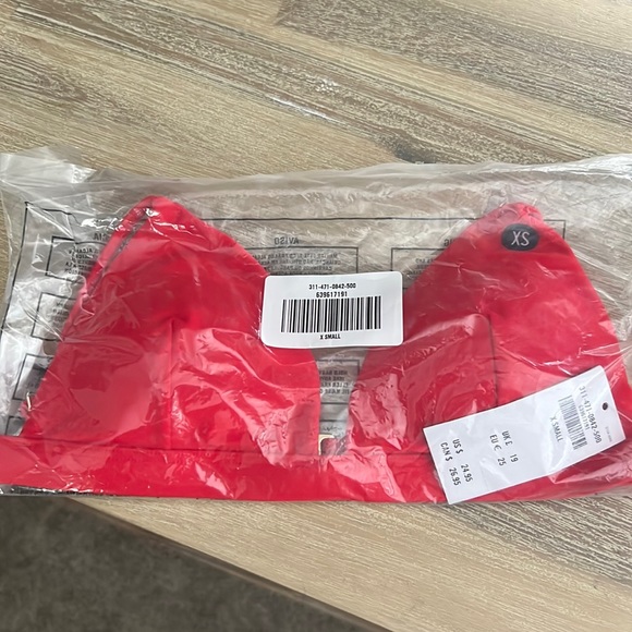 Hollister Other - Super cute red bikini top!